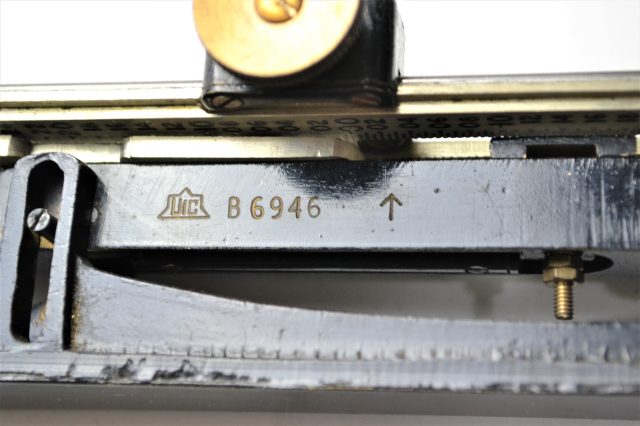 Explore our selection of 20th-century Indian inclinometers by UIC no. B. 6946 with WD stamp. Discover specs, order now!