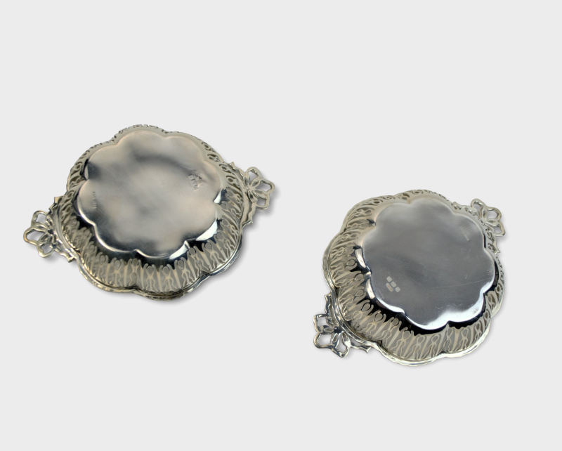 Pair Of Solid Silver Pierced Dishes. Hallmarked Birmingham 1911.