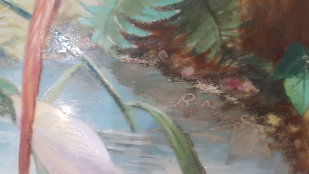 Discover our collection of antique ceramics, like this 1890 hand-decorated plate by B. Stuart. Adorned with colorful exotic birds, it measures 31 cm. Shop now!