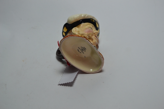 Discover our Sylvac Henry VIII toby jug - a unique piece of historical memorabilia. Made with detailed precision, order now to add this collectable to your collection.