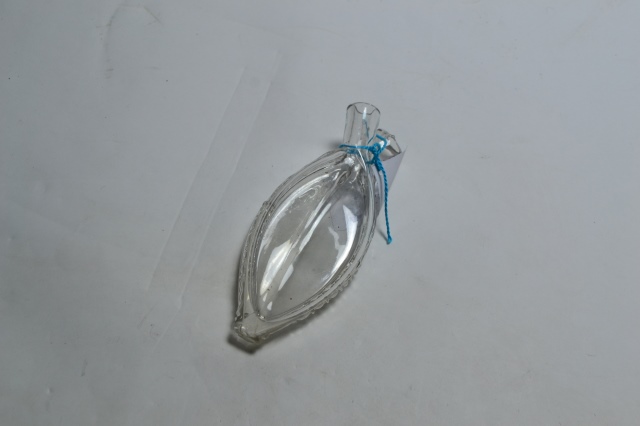 Discover our 18th/19th century ginnel flasks! Exquisite craftsmanship, unique designs. Purchase now and possess a piece of history. Search ginnel flask today.