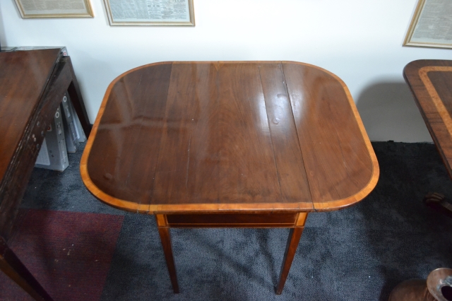 Early 19th Century Mahogany Pembroke Table.