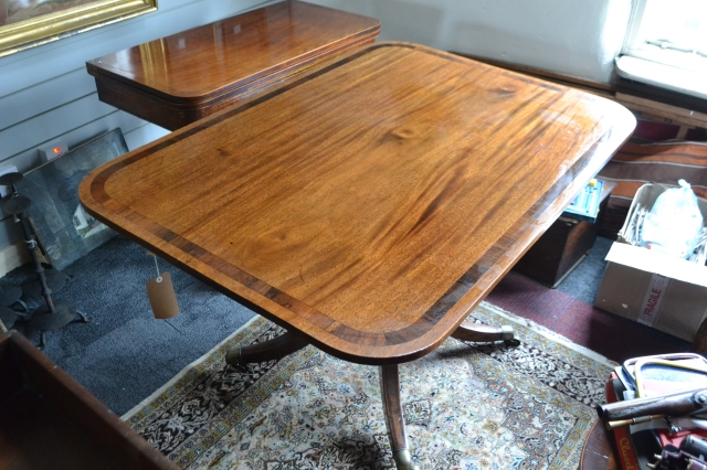 Discover our selection of Victorian mahogany breakfast tables, perfect for any home. Sized 120cm x 85cm x 73cm high. Shop now for your dining upgrade!