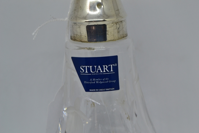 Discover our exquisite Stuart Crystal sugar sifters. Enjoy their timeless elegance & superior quality. Shop now to add a dash of luxury in your kitchen collections!