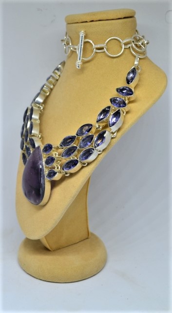 925 Silver Necklace With Amethyst.