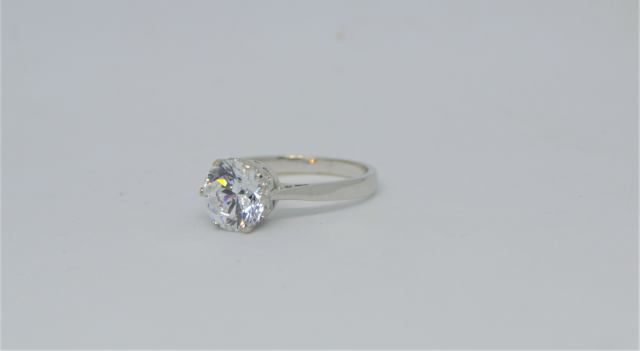 A 14 ct White Gold With CZ Ring.