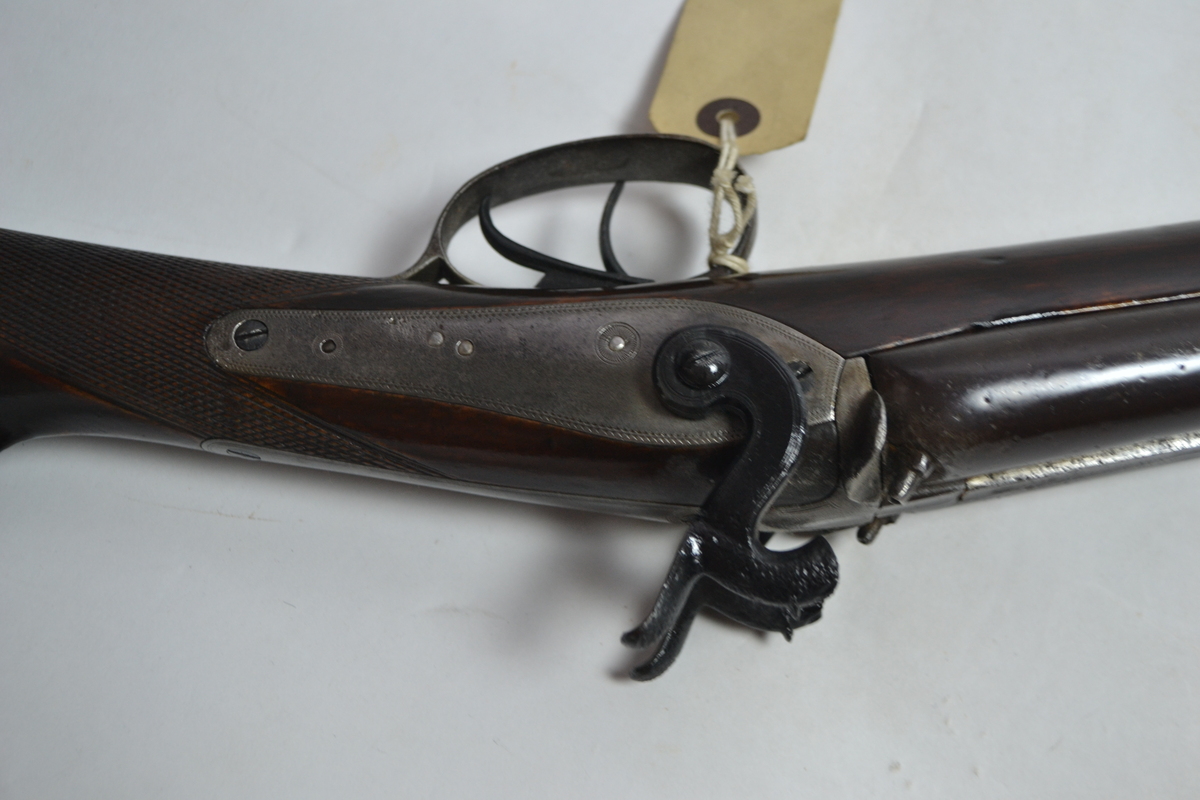 12 Gauge Smooth Bore Double Barrel Shotgun