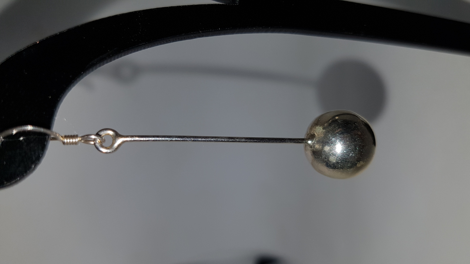 A Pair Of 925 Silver Earing With pendulum drop