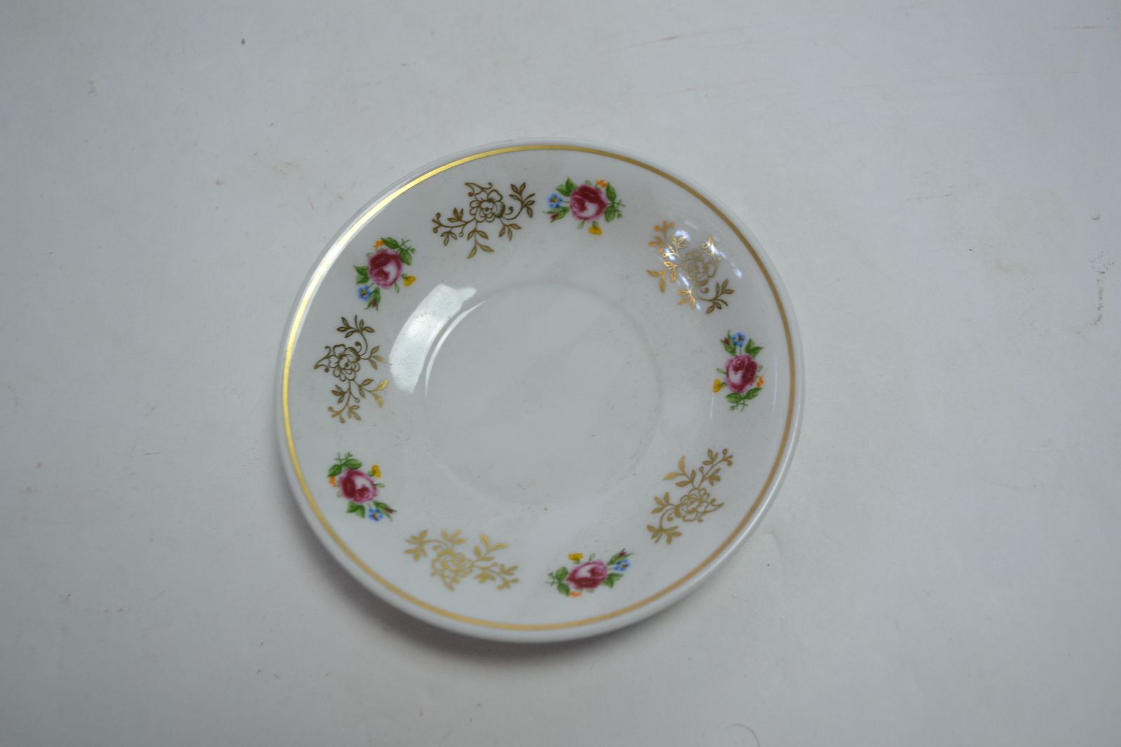 Experience the excellence of our Bavarian Gilt Cups! Expertly crafted, unique designs. Buy now to add elegance to your dining! Search using Bavarian Gilt Cups.