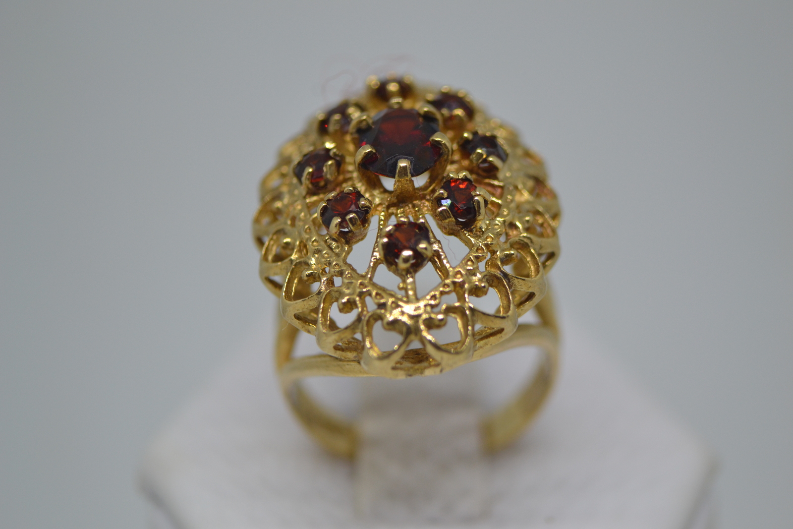Mid 20th c. 9ct Gold Ring with Garnet