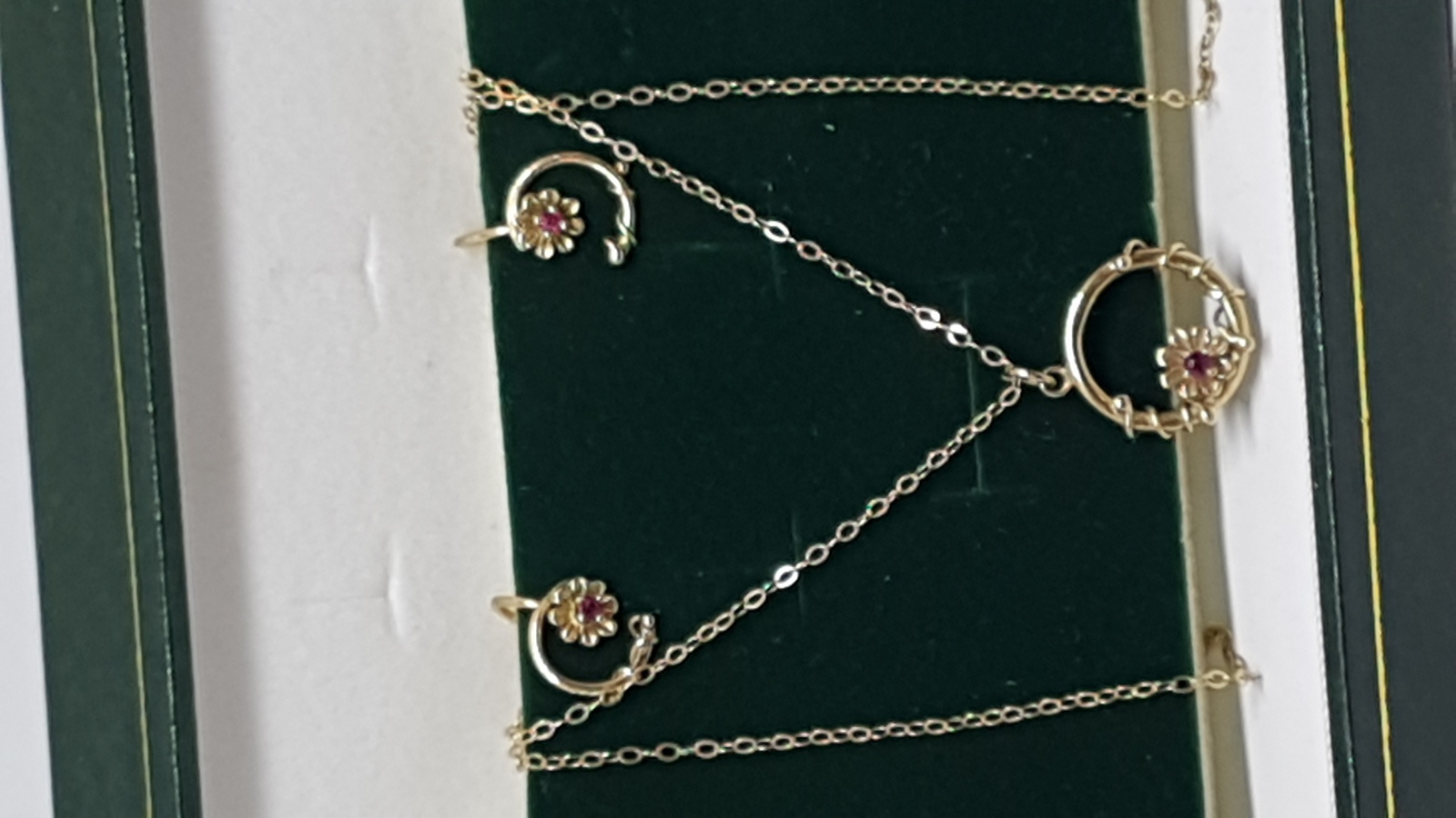 A Set Of 9 ct Gold Chain With Ruby Pendant Matching With  Earrings