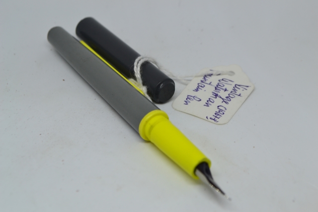 Discover our collection of classic Waterman fountain pens. Built with timeless design and impeccable precision. Shop now to add elegance to your writing!