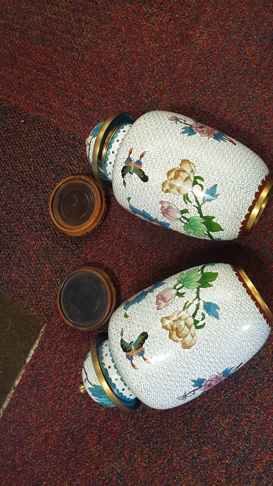 A Pair Of 20th Century Chinese Cloisonne Lidded Vases Decorated With Chrysanthemum