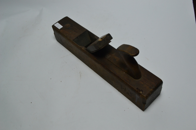 Discover an exciting range of medium-sized planes on our website. Browse specifications, compare models and book a private viewing today. Perfect for frequent flyers.