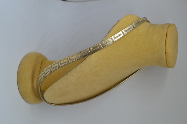 Explore our collection of Silver 925 Necklaces. Stylish, 40cm in length and lightweight at 23.6g. Shop now for your perfect accessory.